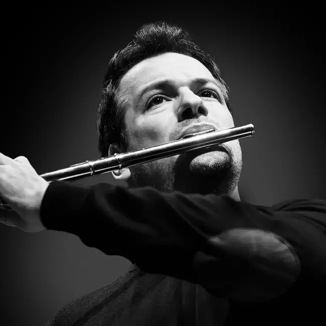 (c) Klaus Rudolf  -Warner_Emmanuel_Pahud_Romances_image only.jpg