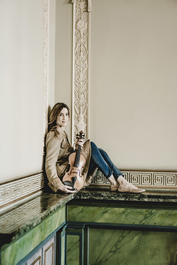 Vilde Frang | Warner Classics