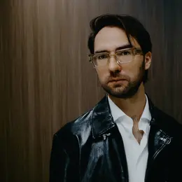 Aleksander Dębicz teaser
